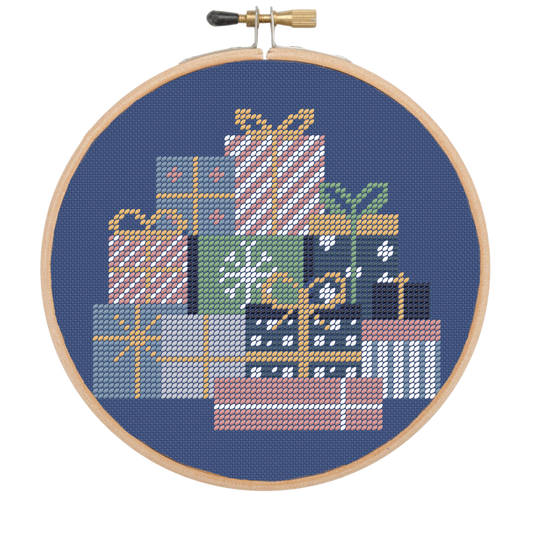 FESTIVE GIFTS NEEDLEPOINT KIT