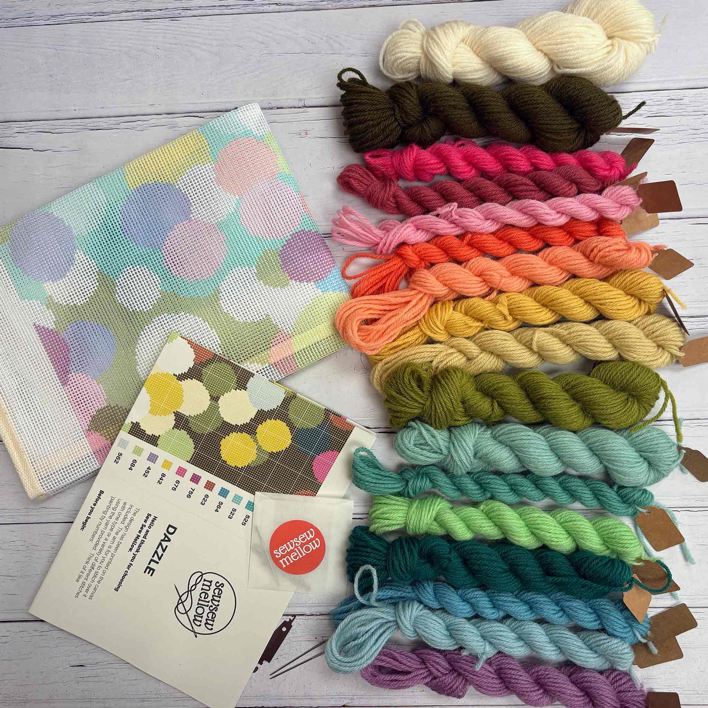 DAZZLE 40x40 TAPESTRY KIT